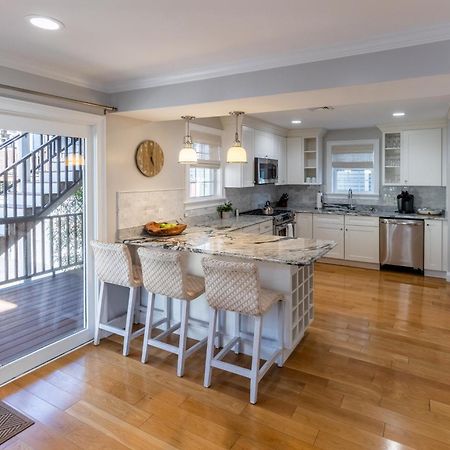 Апартаменты The Newport Lofts - 617 Thames Street Экстерьер фото