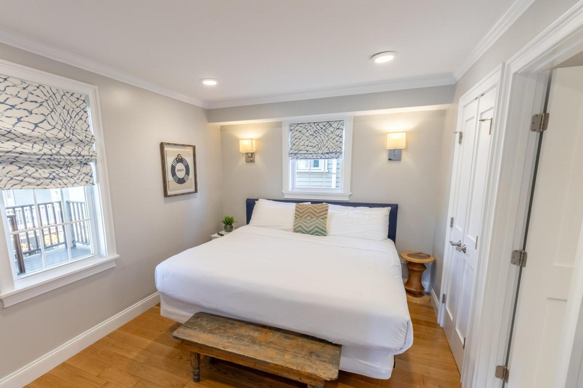 Апартаменты The Newport Lofts - 617 Thames Street Экстерьер фото