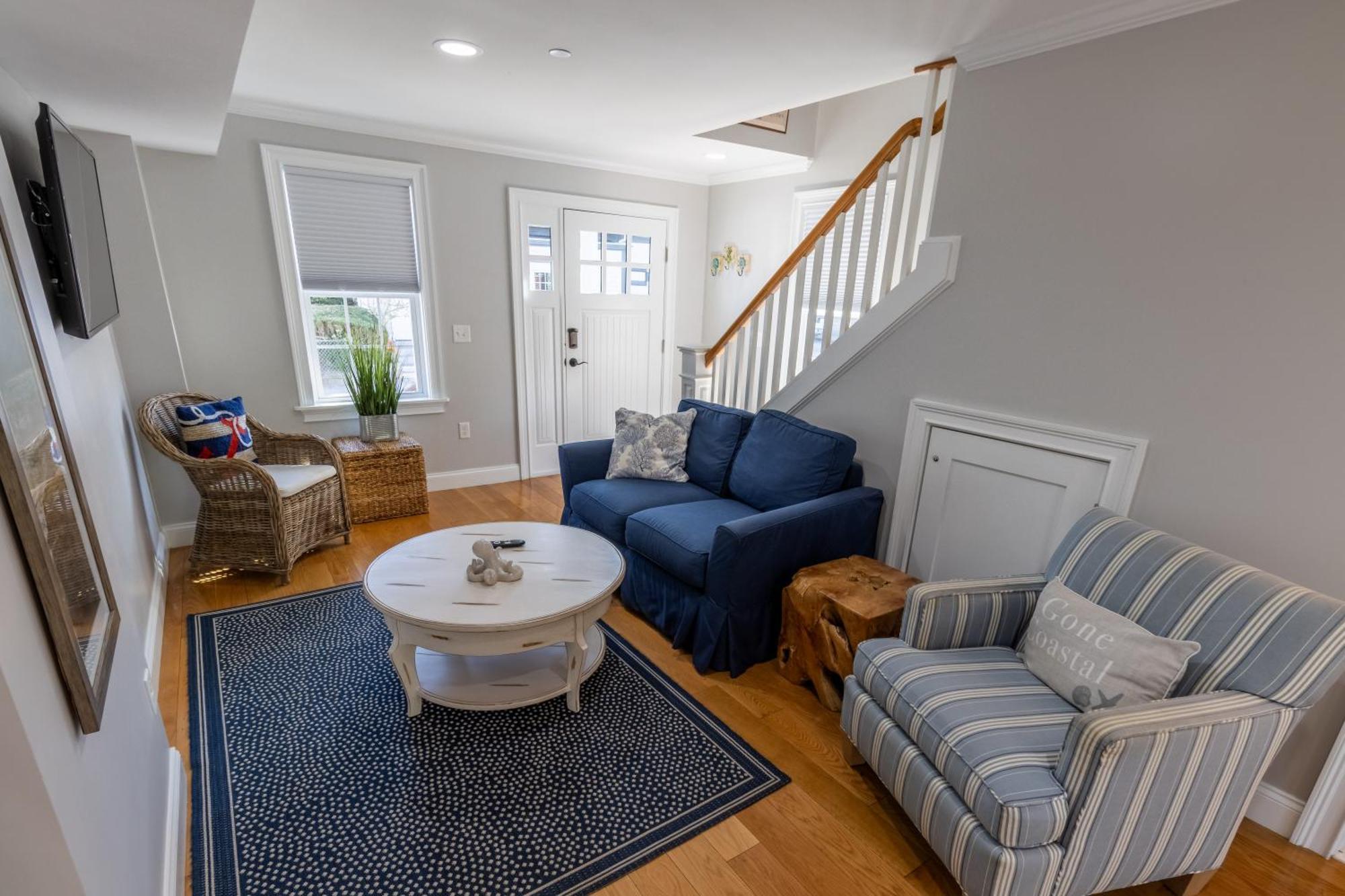 Апартаменты The Newport Lofts - 617 Thames Street Экстерьер фото
