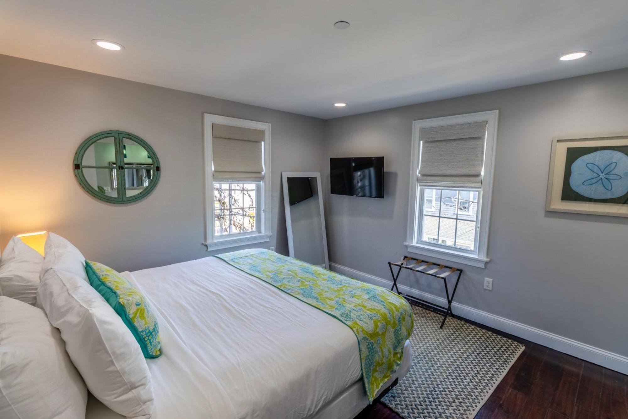 Апартаменты The Newport Lofts - 617 Thames Street Экстерьер фото