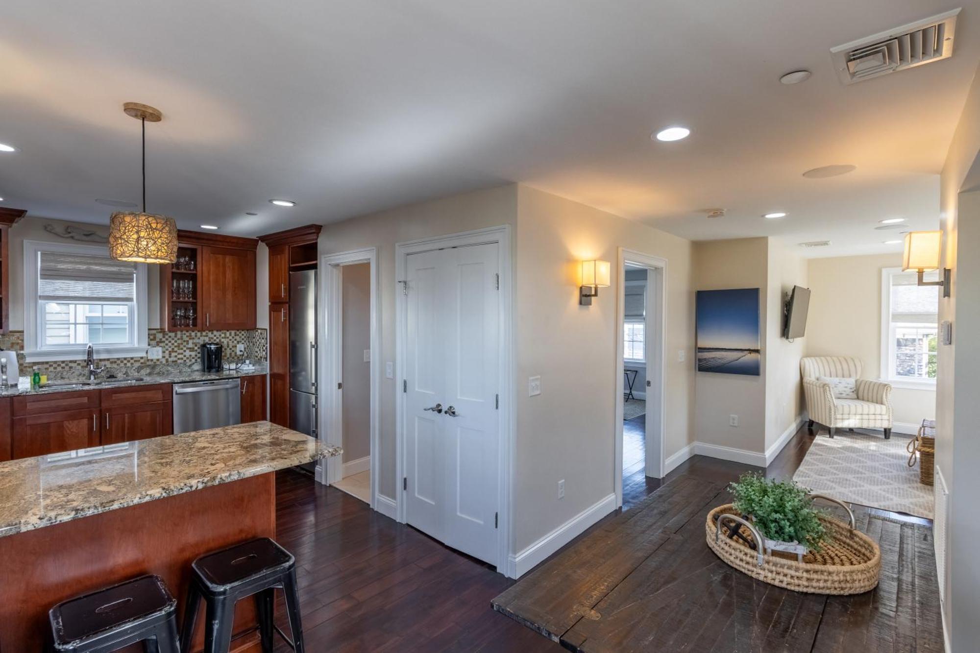 Апартаменты The Newport Lofts - 617 Thames Street Экстерьер фото