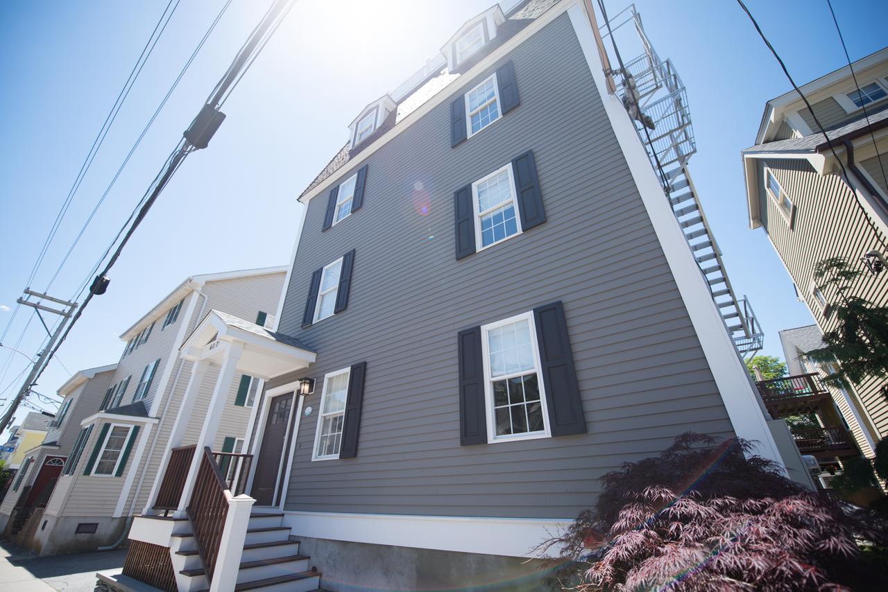 Апартаменты The Newport Lofts - 617 Thames Street Экстерьер фото