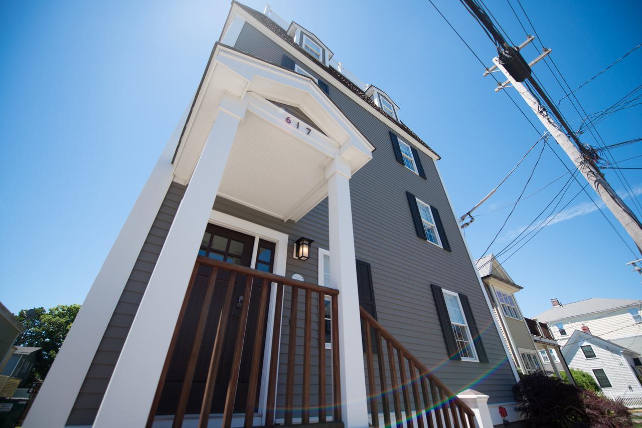 Апартаменты The Newport Lofts - 617 Thames Street Экстерьер фото